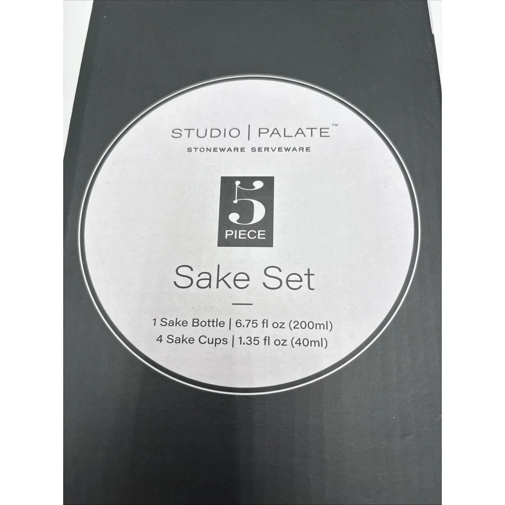 Studio Palate Stoneware Serveware‎ 5 Piece Sake Set 1 Bottle 4 Cups Gray Flower